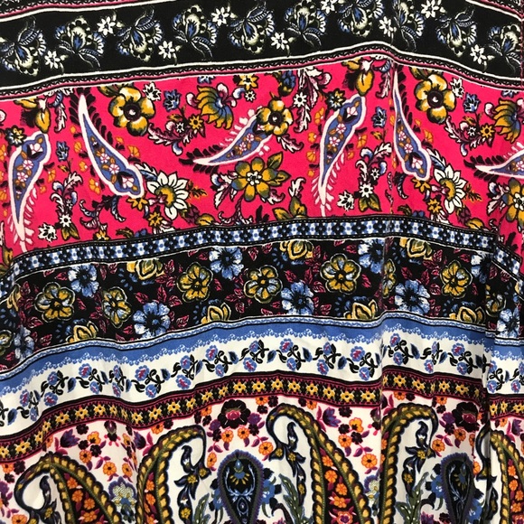 PINK ROSE ROMPER SIZE SMALL - Picture 3 of 6